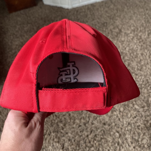 Beautiful St. Louis Cardinals hat - Picture 3 of 5